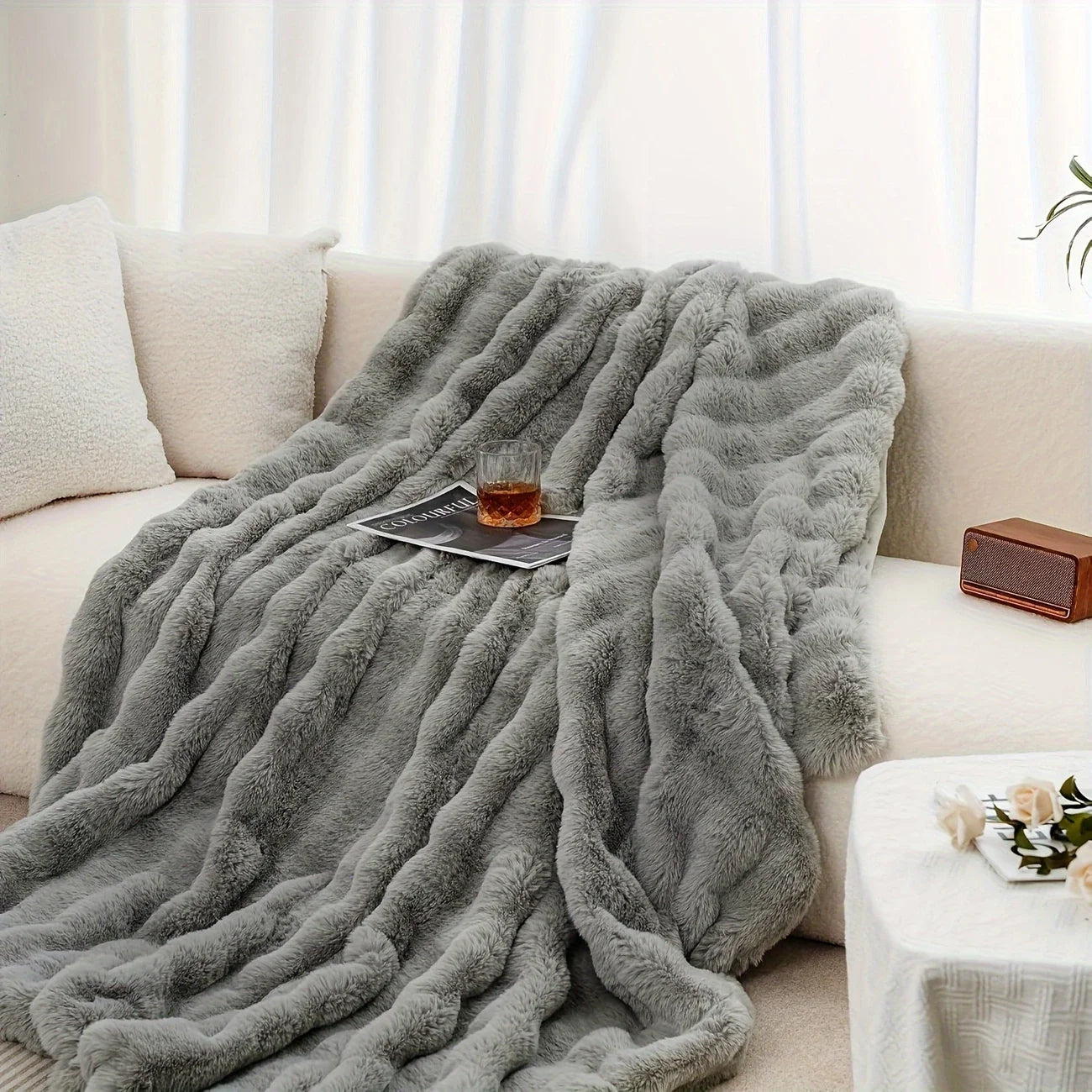 Faux Rabbit Soft, Warm, 1pc Cozy Faux Rabbit Fleece Blanket | Throw for Bedroom, Guest Room, Living Room, Student Dormitory