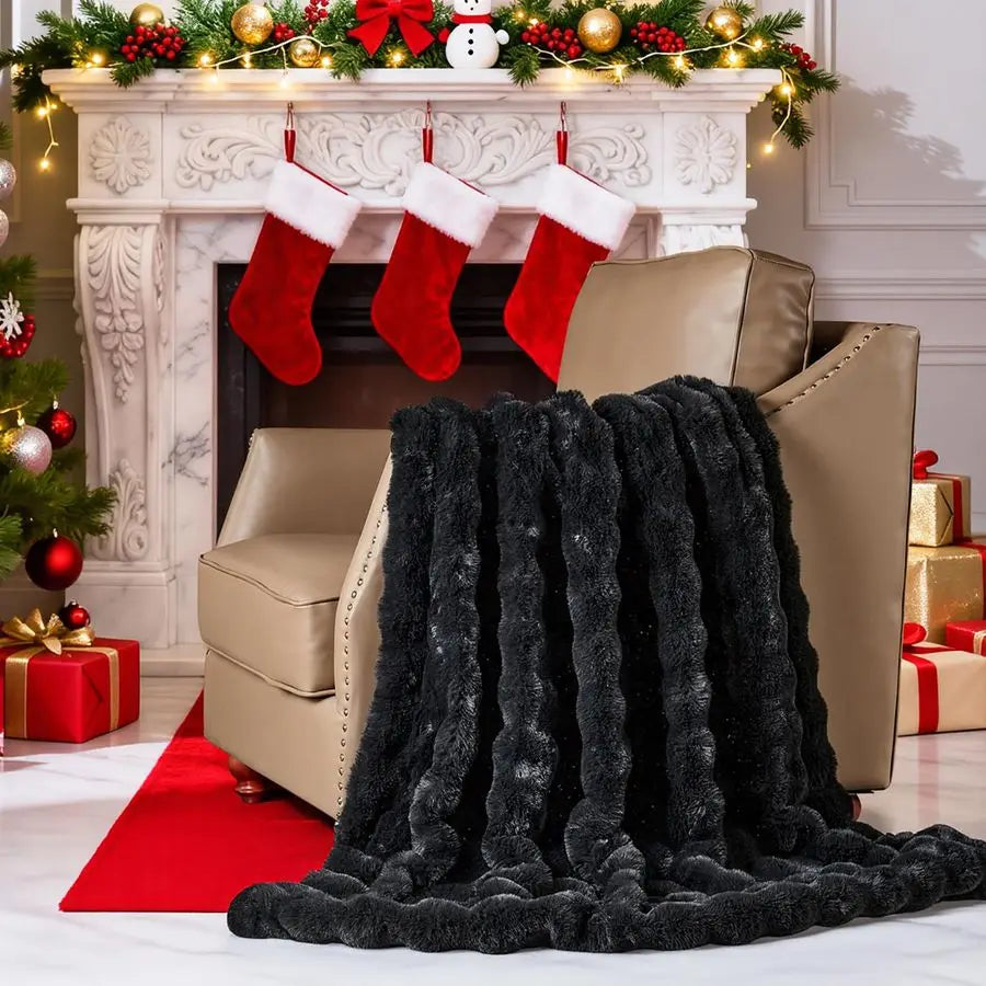 Faux Fur Throw Blanket Black Big Bubble Rabbit Fluff Blanket for Couch, Small Fluffy Fuzzy Cozy Blanket, Thick Furry Plush Shagg
